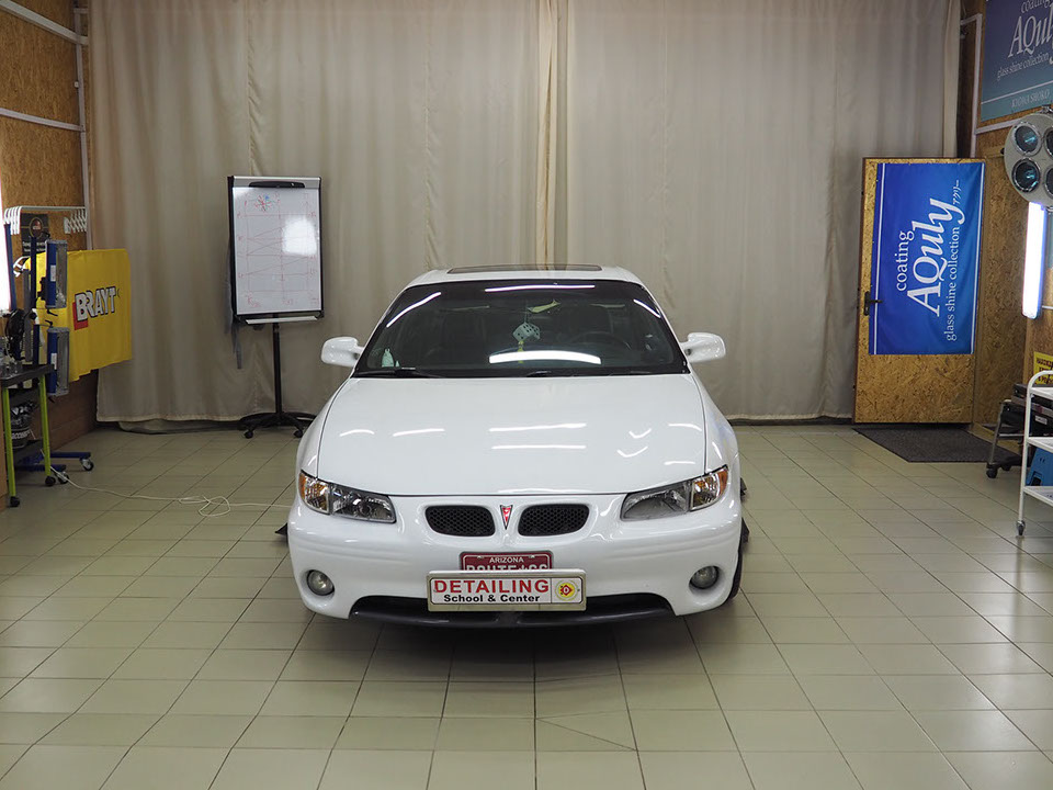 Pontiac Grand Prix GPT после полировки и нанесенияяпонского защитного покрытия AQULY в школе детейлинга detailing-school.ru